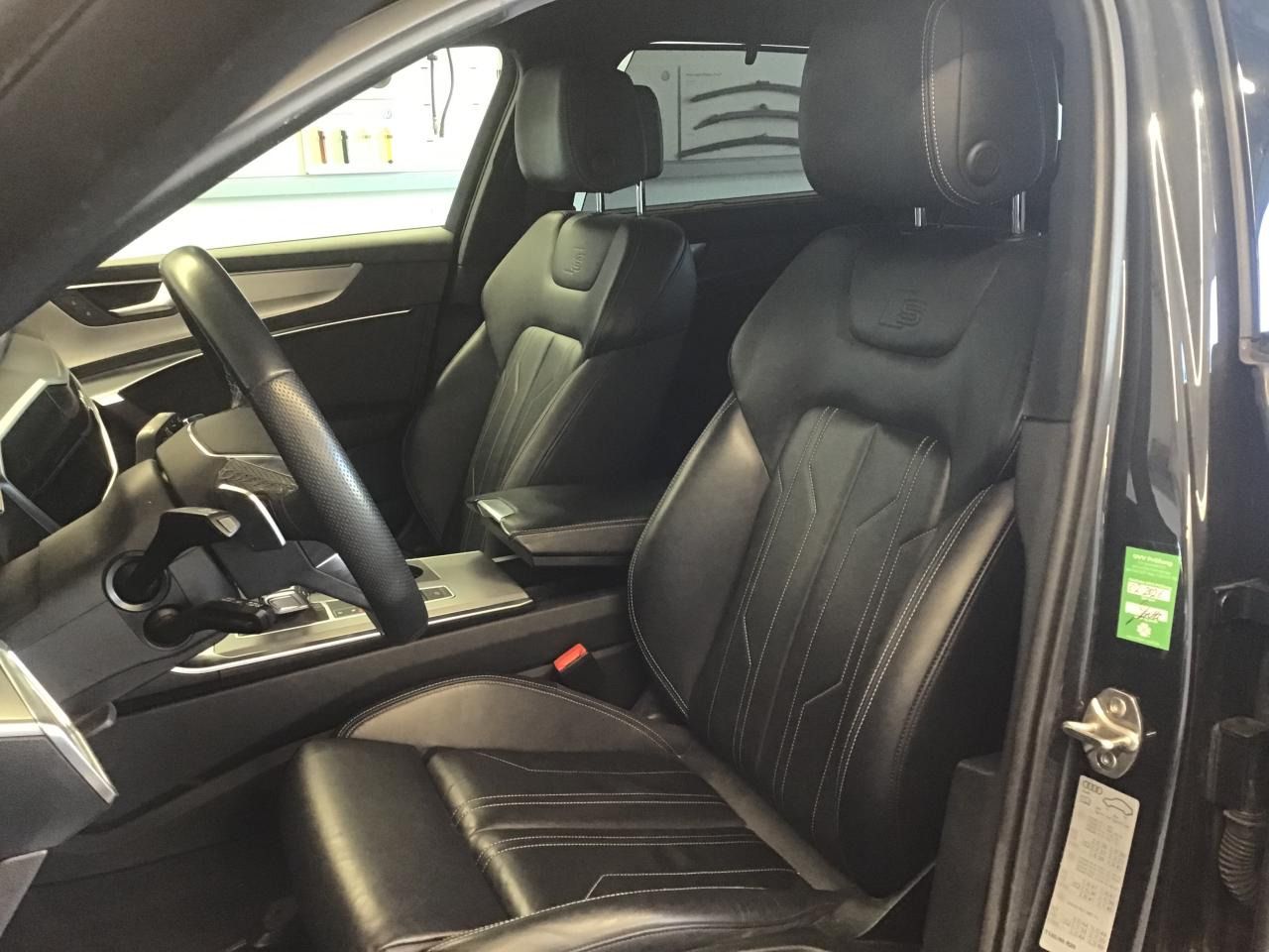 Fahrzeugabbildung Audi A6 Avant 45 TDI quattro S tronic S-Line |Matrix