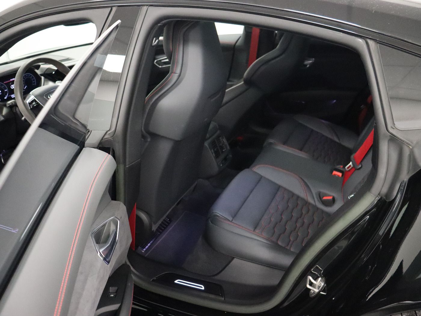Fahrzeugabbildung Audi RS e-tron GT UPE 166.000.- |Matrix|Luft|LM