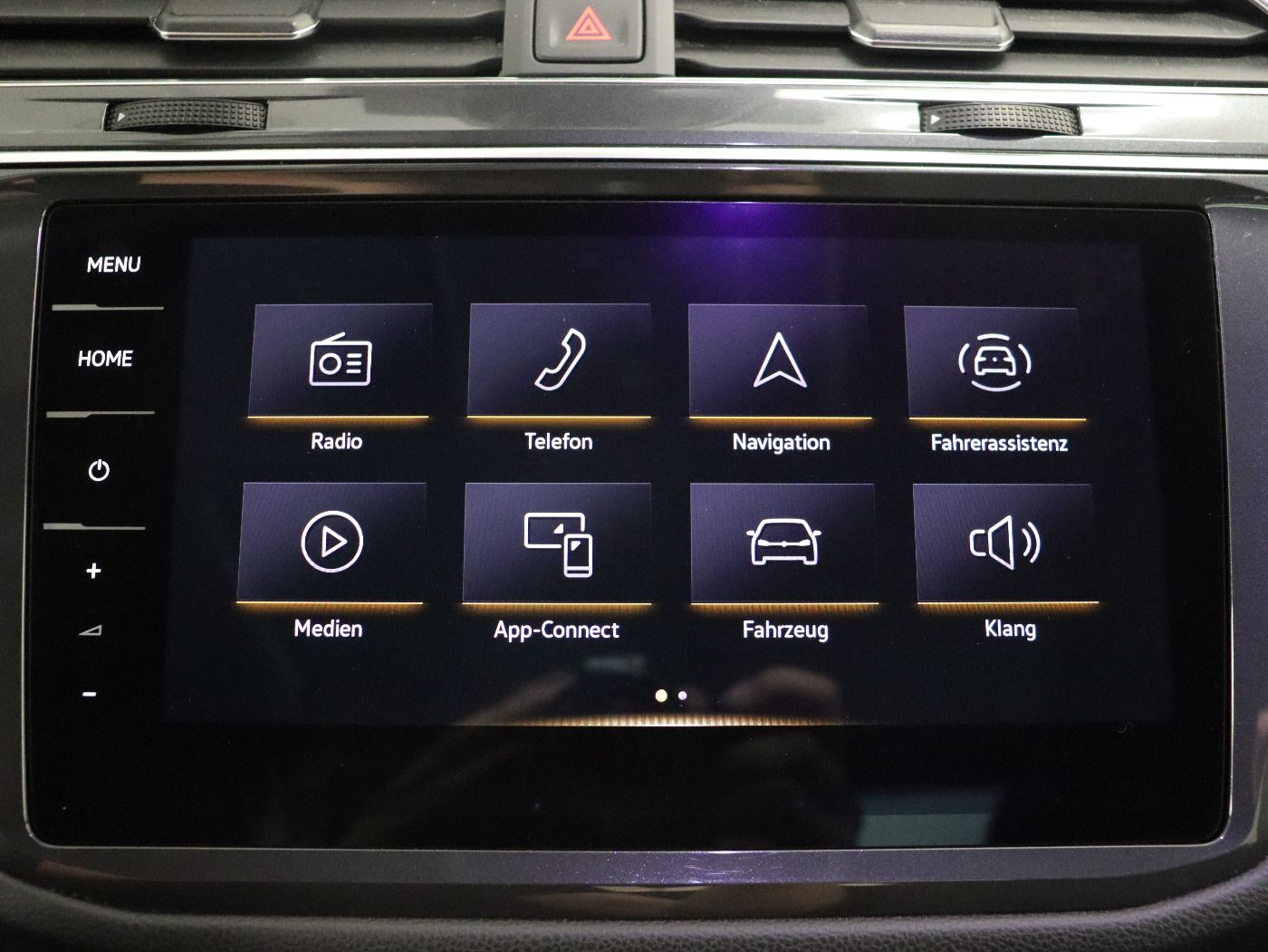 Fahrzeugabbildung Volkswagen Tiguan Allspace Life 2.0 TDI SCR 110 kW 6-Gang
