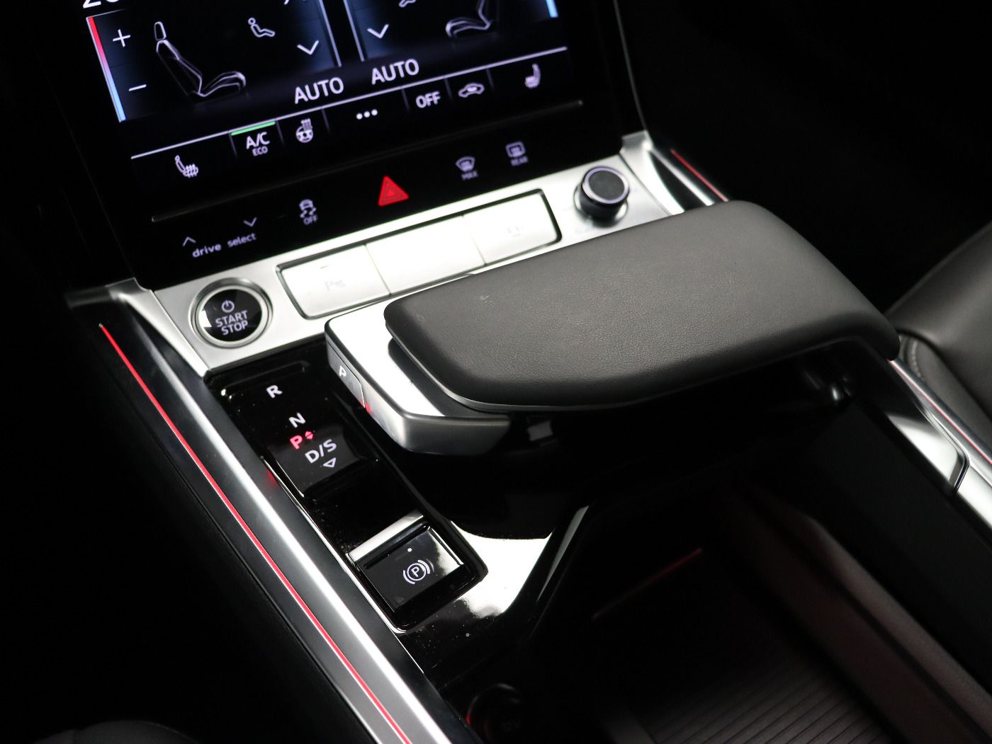 Fahrzeugabbildung Audi Q8 e-tron Sportback 55 quattro advanced |Luft