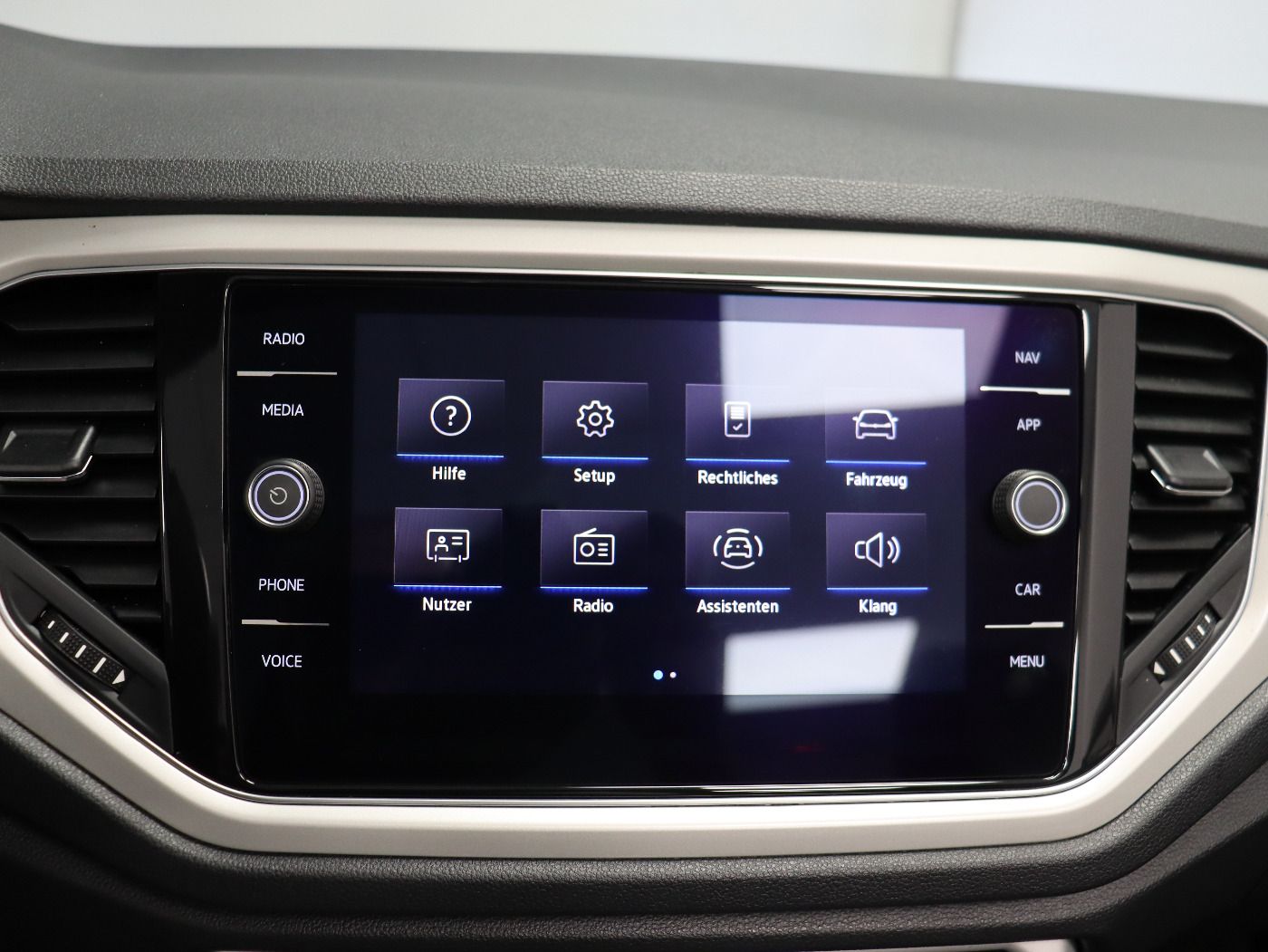 Fahrzeugabbildung Volkswagen T-Roc Cabriolet 1.5 TSI Style Navi RearView Blin