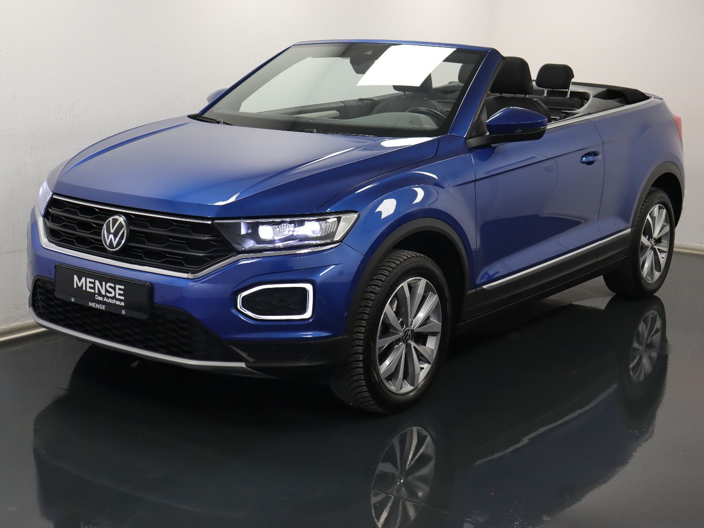 Fahrzeugabbildung Volkswagen T-Roc Cabriolet 1.5 TSI Style Navi RearView Blin