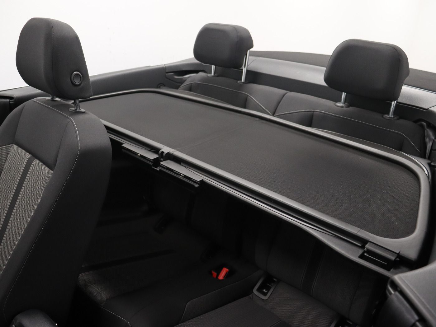 Fahrzeugabbildung Volkswagen T-Roc Cabriolet 1.5 TSI Style Navi RearView Blin