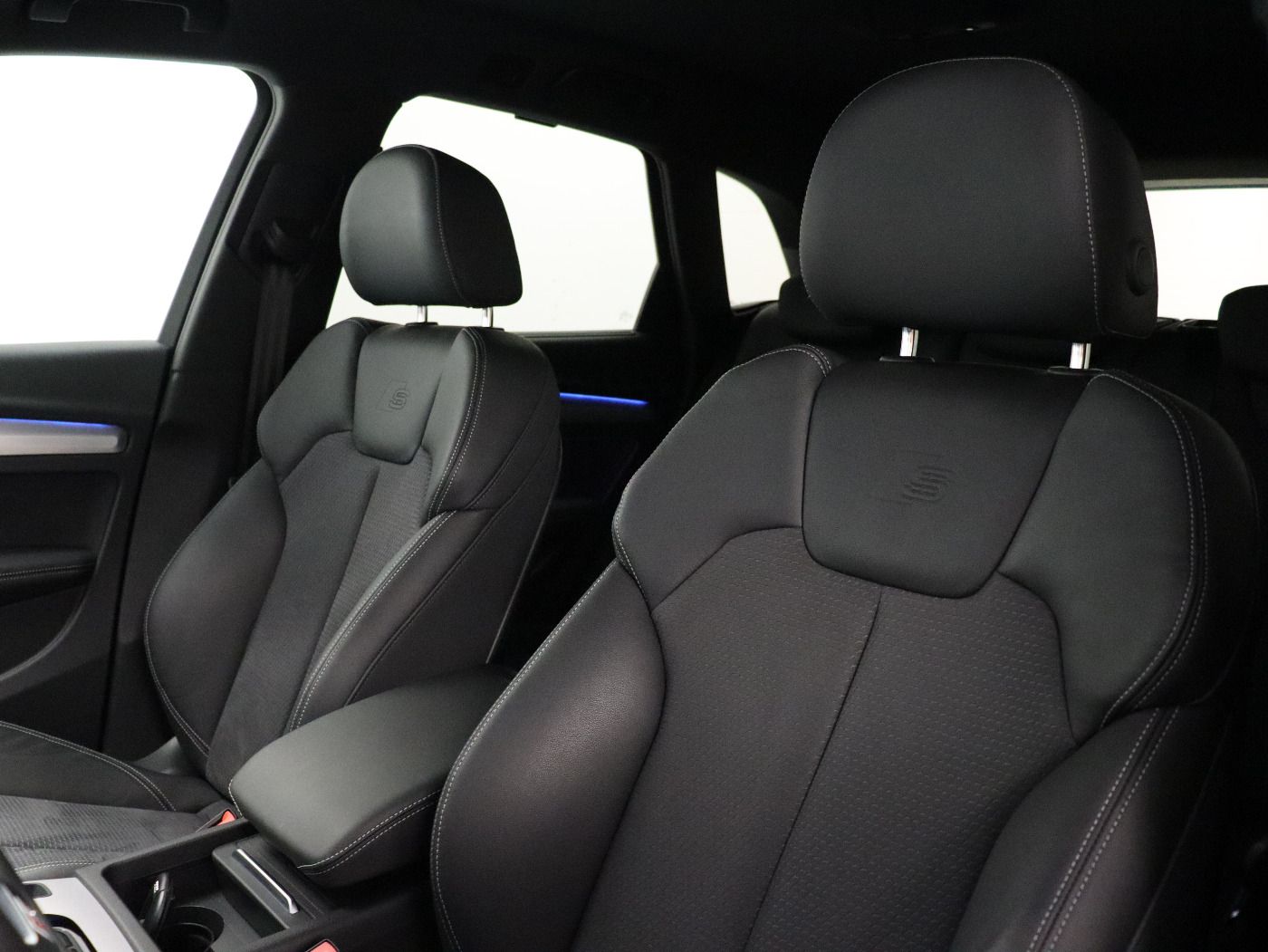Fahrzeugabbildung Audi Q5 45 TFSI quattro S tronic S-Line |Matrix|STH