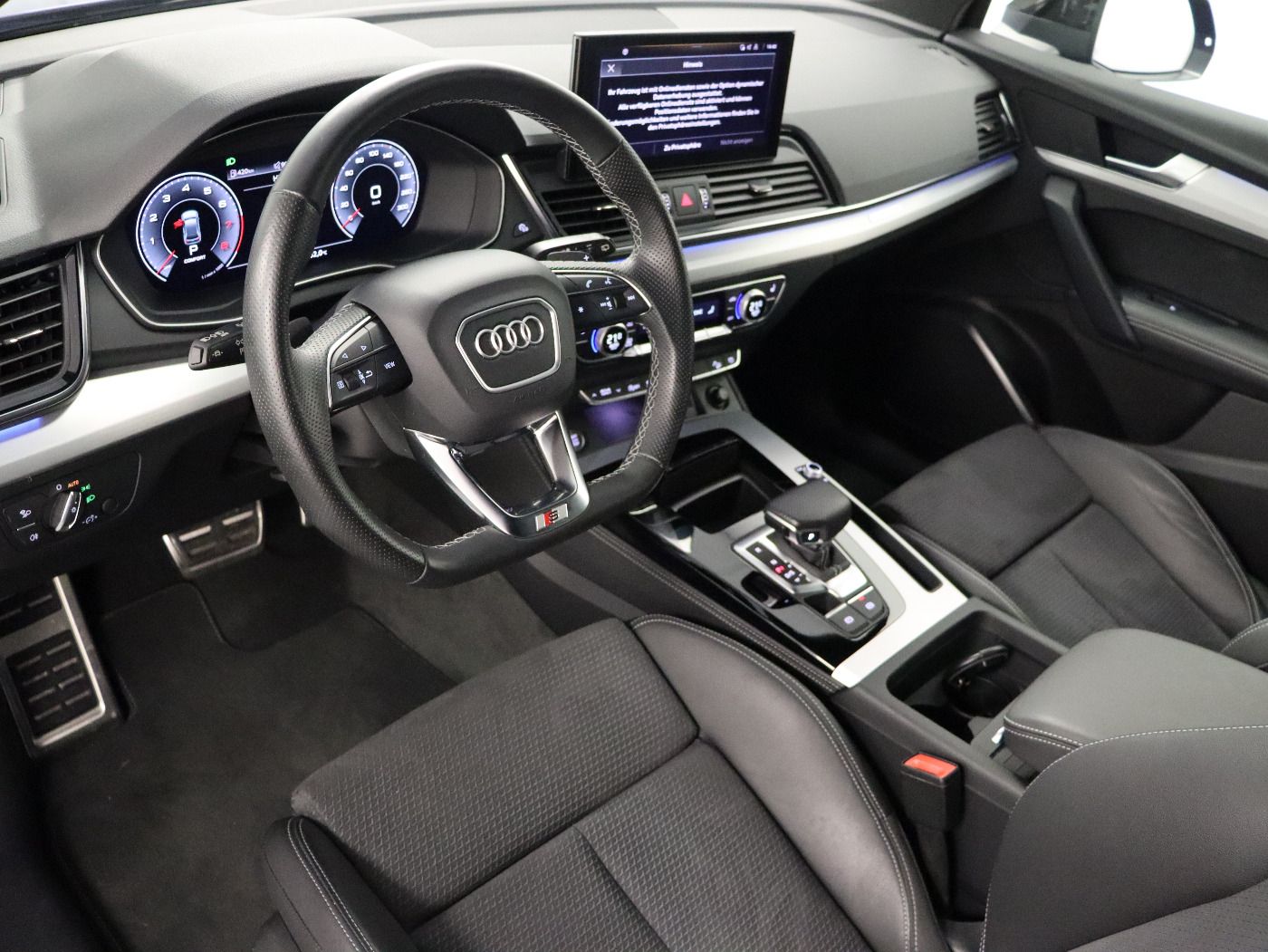 Fahrzeugabbildung Audi Q5 45 TFSI quattro S tronic S-Line |Matrix|STH