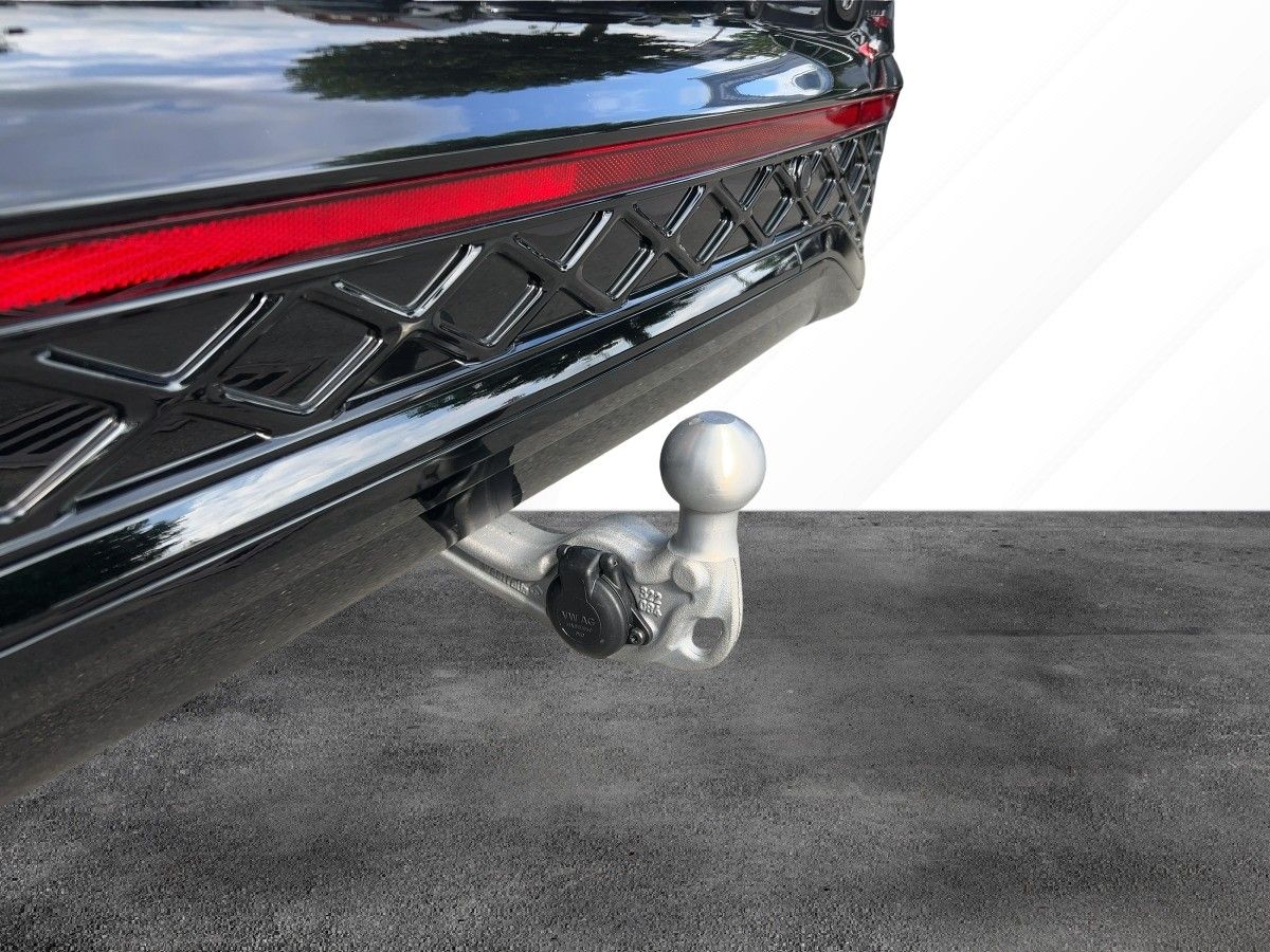 Fahrzeugabbildung Volkswagen Tiguan TDI DSG R-Line AHK Navi Black Style 360°