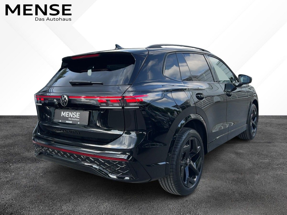 Fahrzeugabbildung Volkswagen Tiguan TDI DSG R-Line AHK Navi Black Style 360°