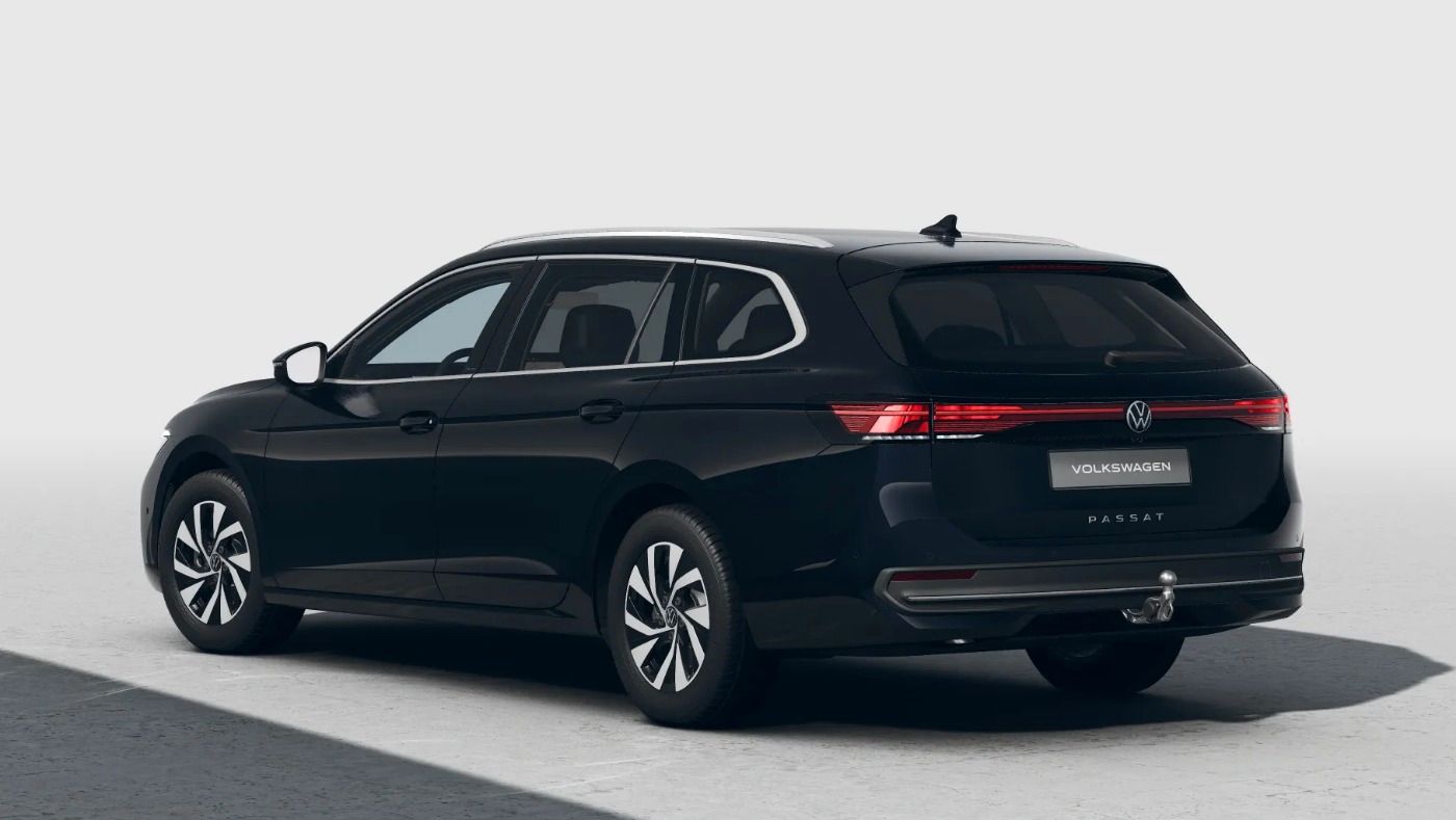 Fahrzeugabbildung Volkswagen Passat TDI Business AHK Navi HUD Winterräder DCC