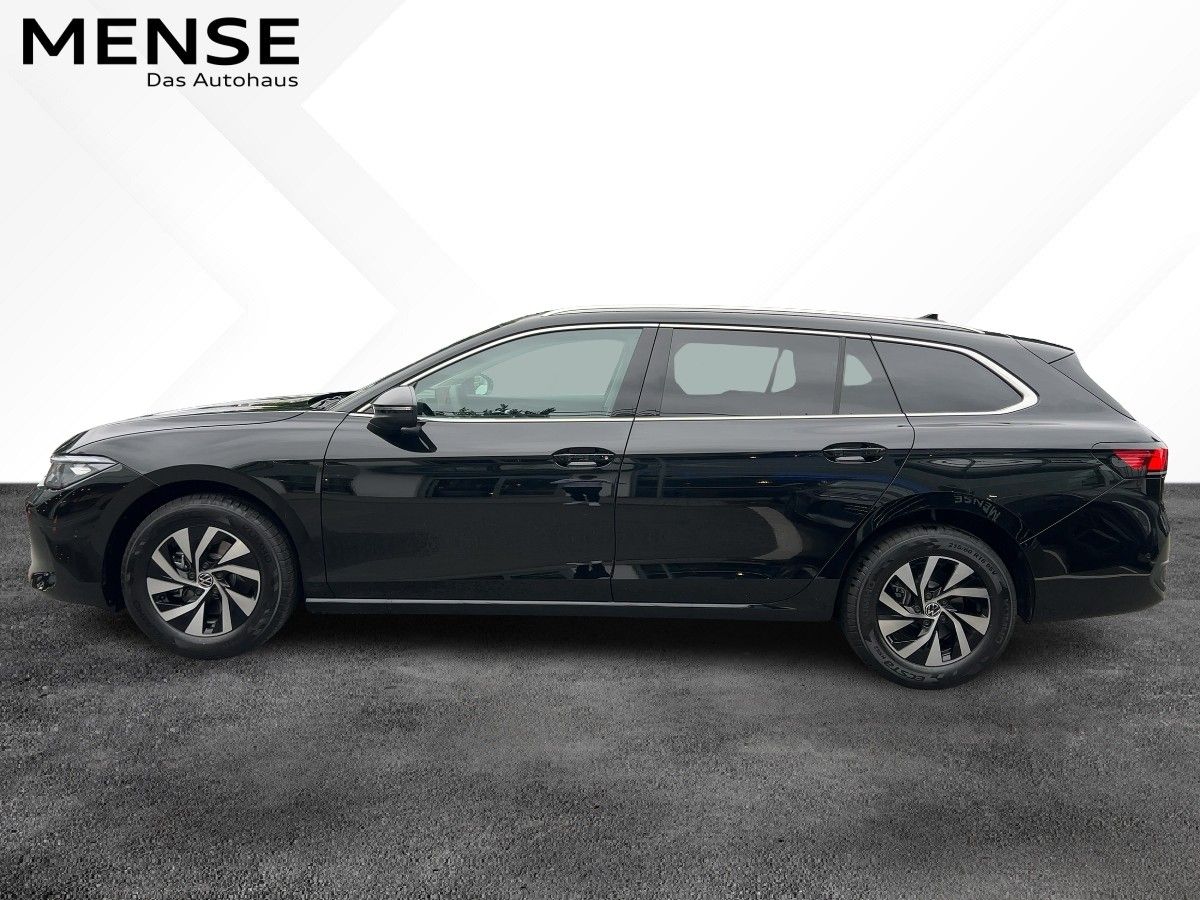 Fahrzeugabbildung Volkswagen Passat TDI Business AHK Navi HUD Winterräder DCC