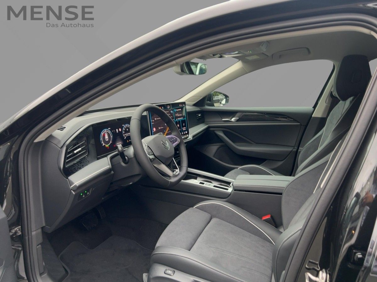 Fahrzeugabbildung Volkswagen Passat TDI Business AHK Navi HUD Winterräder DCC
