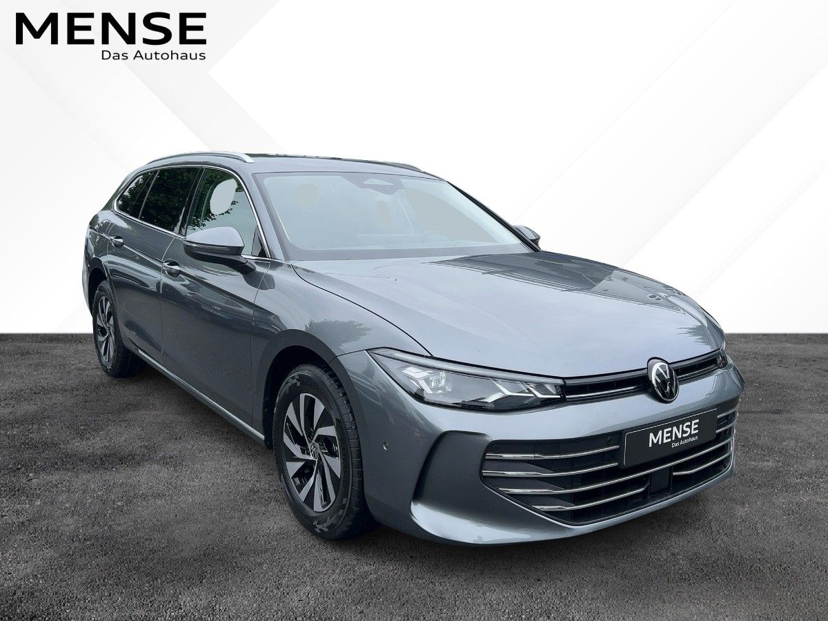 Fahrzeugabbildung Volkswagen Passat TDI Business AHK Navi HUD Winterräder DCC