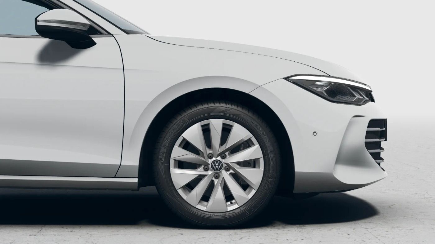 Fahrzeugabbildung Volkswagen Passat 1.5 eHybrid Business Navi HUD Winterräder