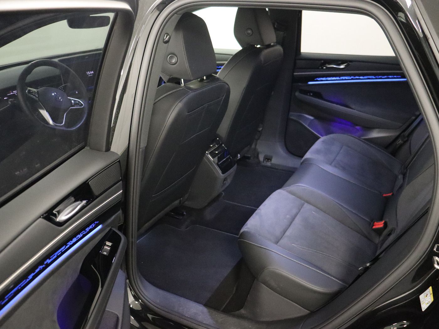 Fahrzeug autohaus mense Fahrzeugabbildung Volkswagen ID.7 Tourer Pro |AHK|Navi|ACC|CarPlay|HUD|elSitz