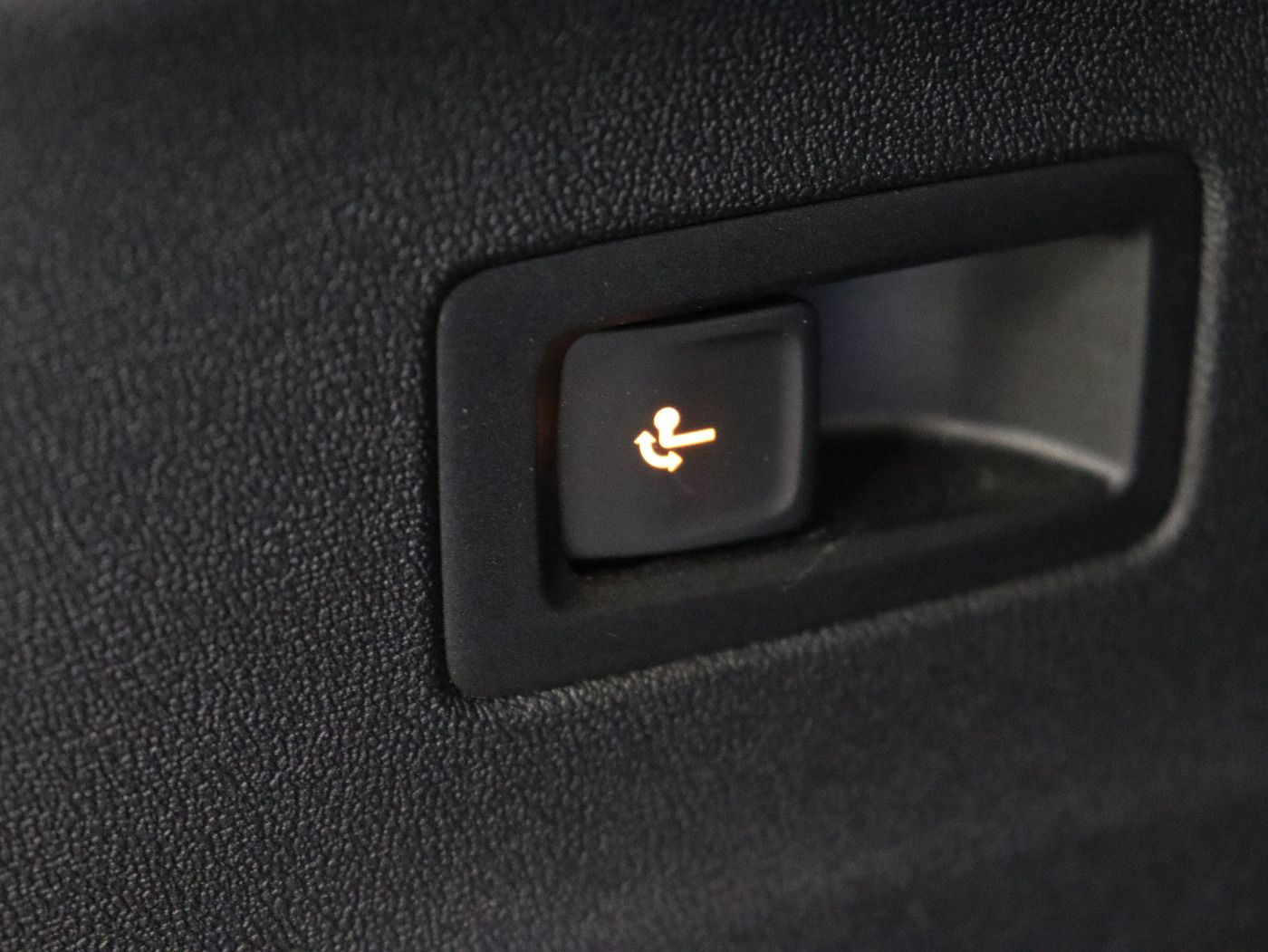 Fahrzeug autohaus mense Fahrzeugabbildung Volkswagen ID.7 Tourer Pro |AHK|Navi|ACC|CarPlay|HUD|elSitz