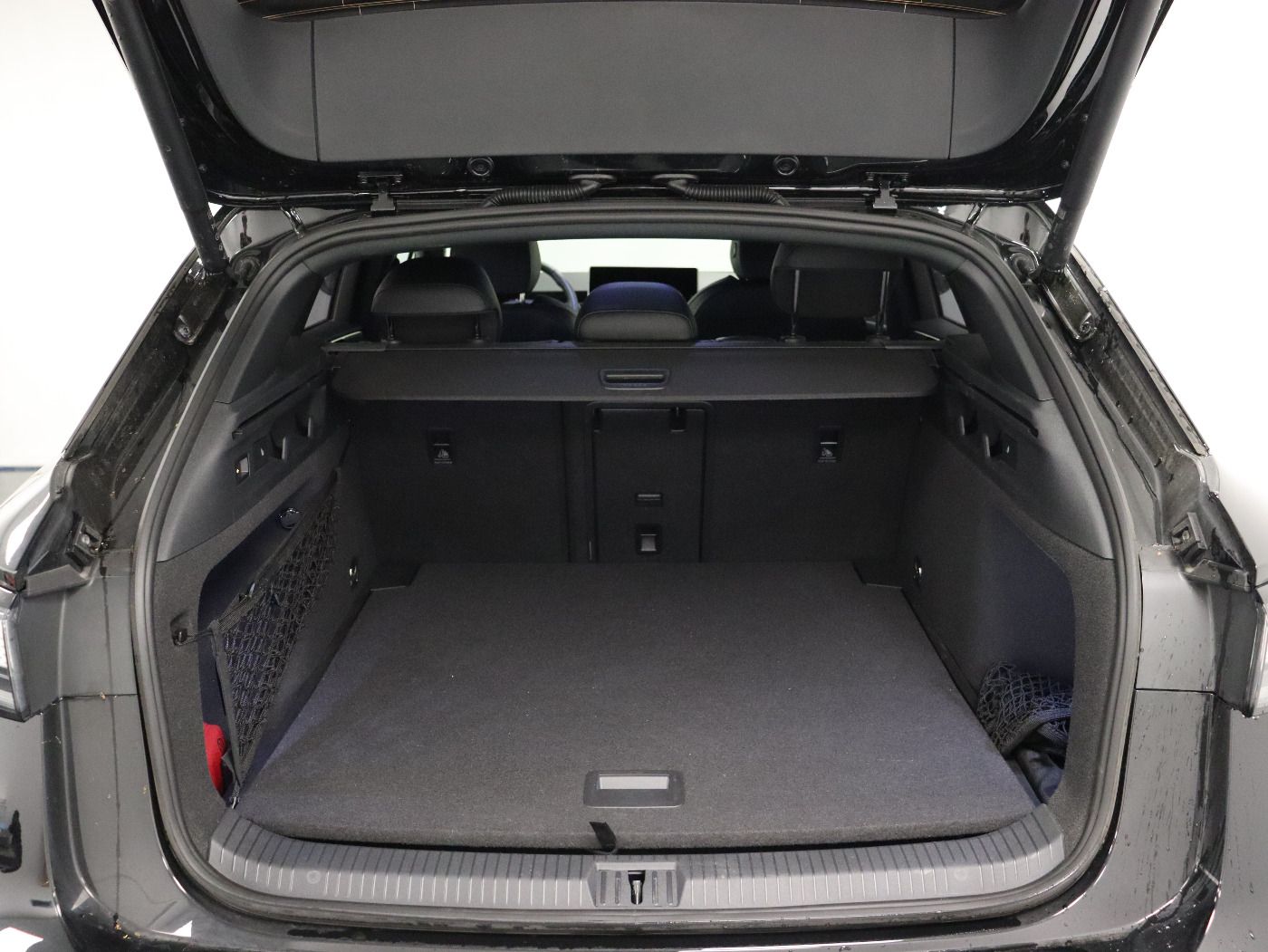 Fahrzeug autohaus mense Fahrzeugabbildung Volkswagen ID.7 Tourer Pro |AHK|Navi|ACC|CarPlay|HUD|elSitz