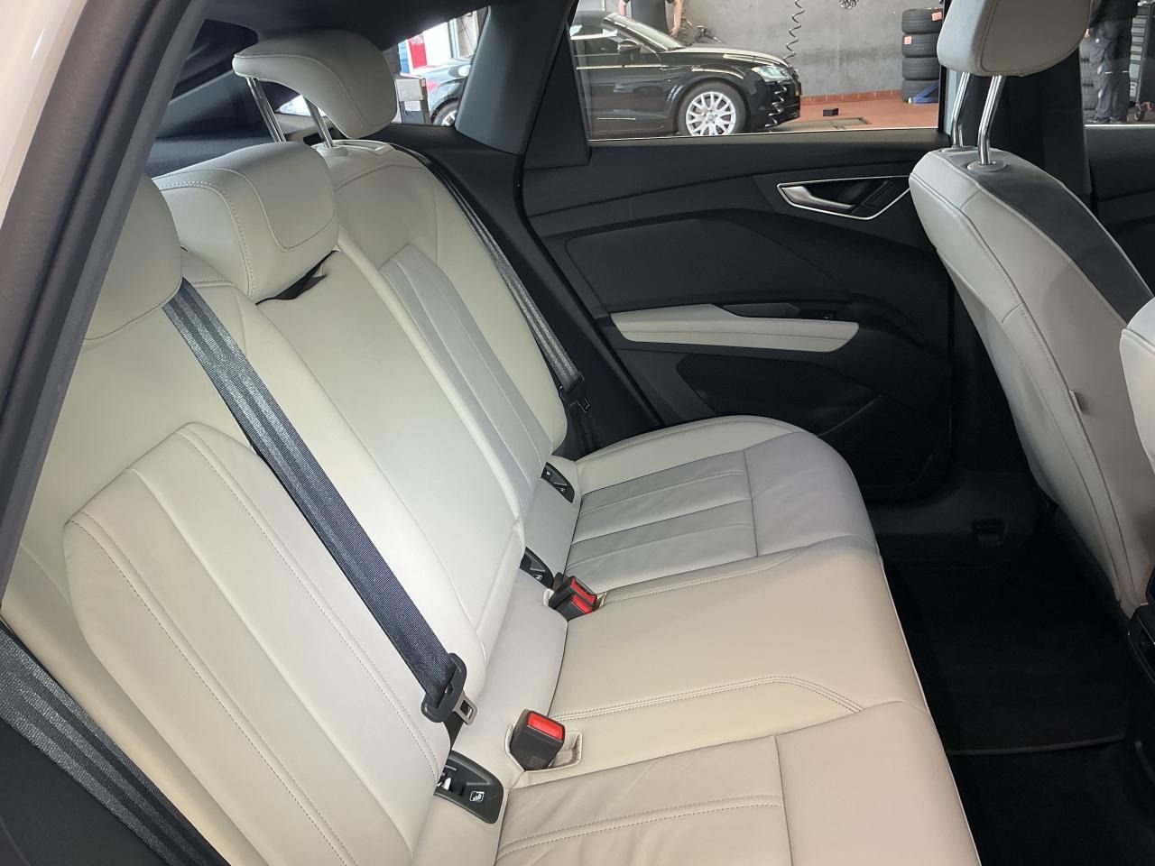 Fahrzeugabbildung Audi Q4 Sportback e-tron 50 quattro |Matrix|ACC|STH