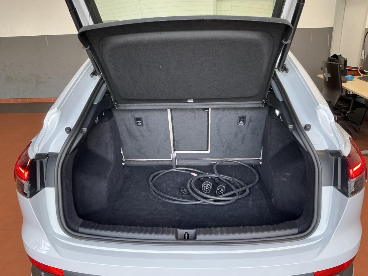 Fahrzeugabbildung Audi Q4 Sportback e-tron 50 quattro |Matrix|ACC|STH