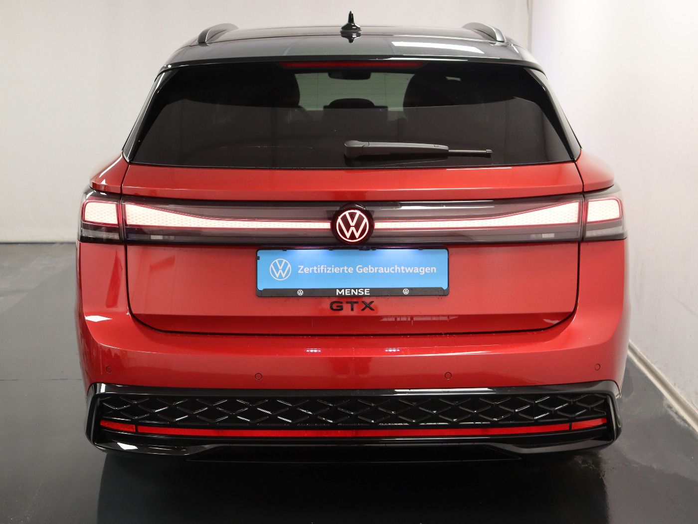 Fahrzeugabbildung Volkswagen ID.7 Tourer GTX 4Motion |AHK|Pano|4xSHZG|Navi