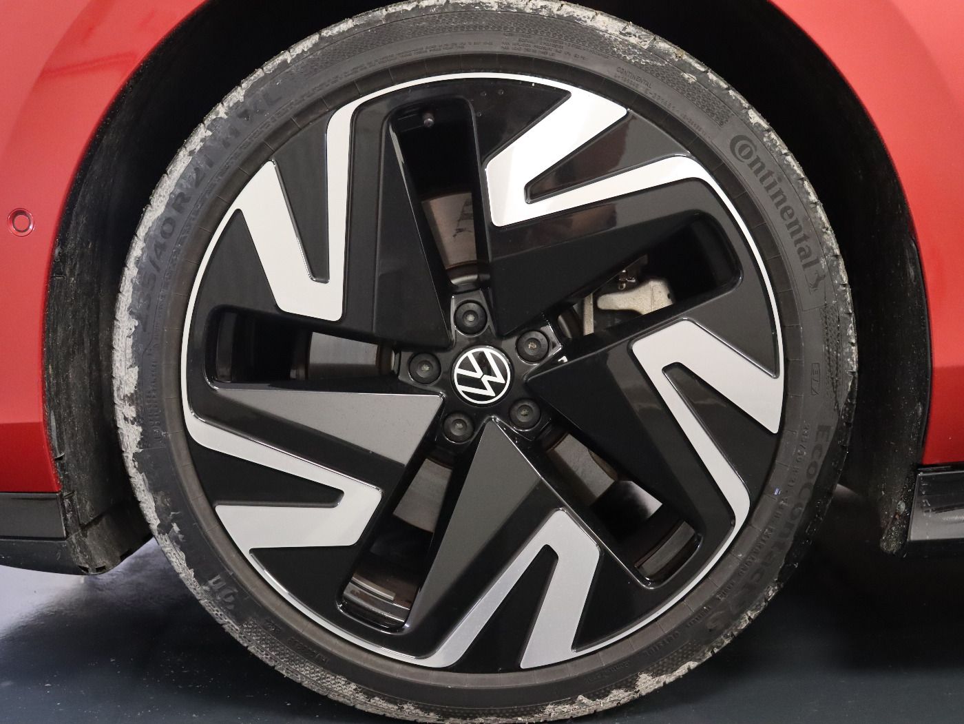 Fahrzeugabbildung Volkswagen ID.7 Tourer GTX 4Motion |AHK|Pano|4xSHZG|Navi