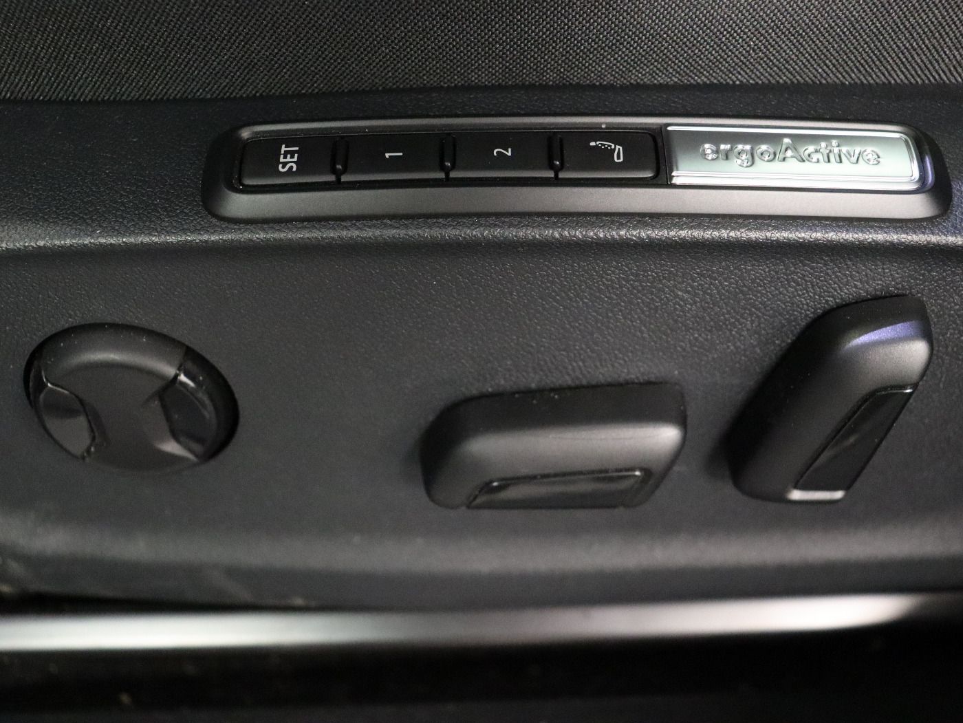 Fahrzeugabbildung Volkswagen ID.7 Tourer Pro |AHK|Pano|Navi|ACC|CarPlay|HUD