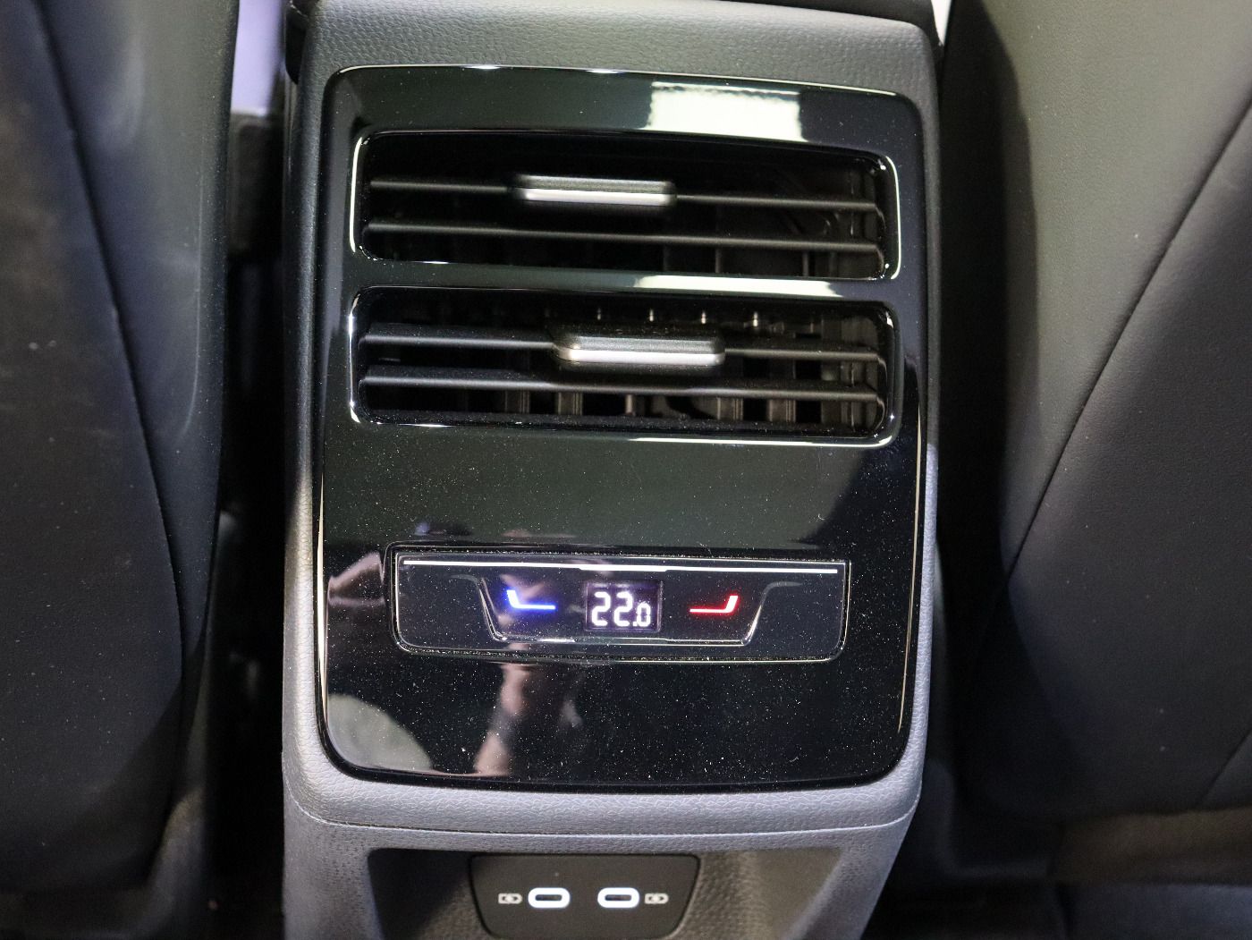 Fahrzeugabbildung Volkswagen ID.7 Tourer Pro |AHK|Pano|Navi|ACC|CarPlay|HUD