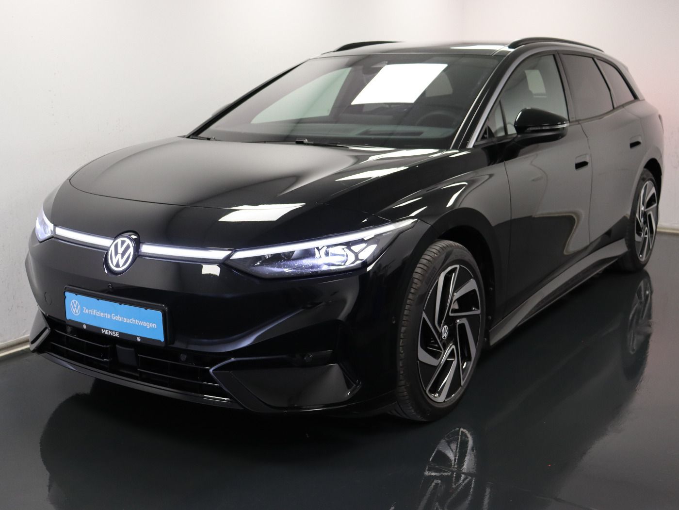 Fahrzeugabbildung Volkswagen ID.7 Tourer Pro |AHK|Pano|Navi|ACC|CarPlay|HUD