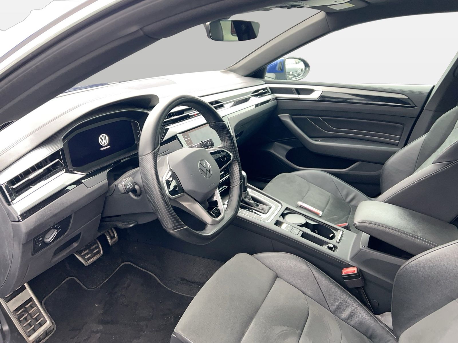 Fahrzeug autohaus mense Fahrzeugabbildung Volkswagen Arteon 2.0 TDI DSG 4Motion R-Line CarPlay|AHK - mit KI generiert/bearbeitet