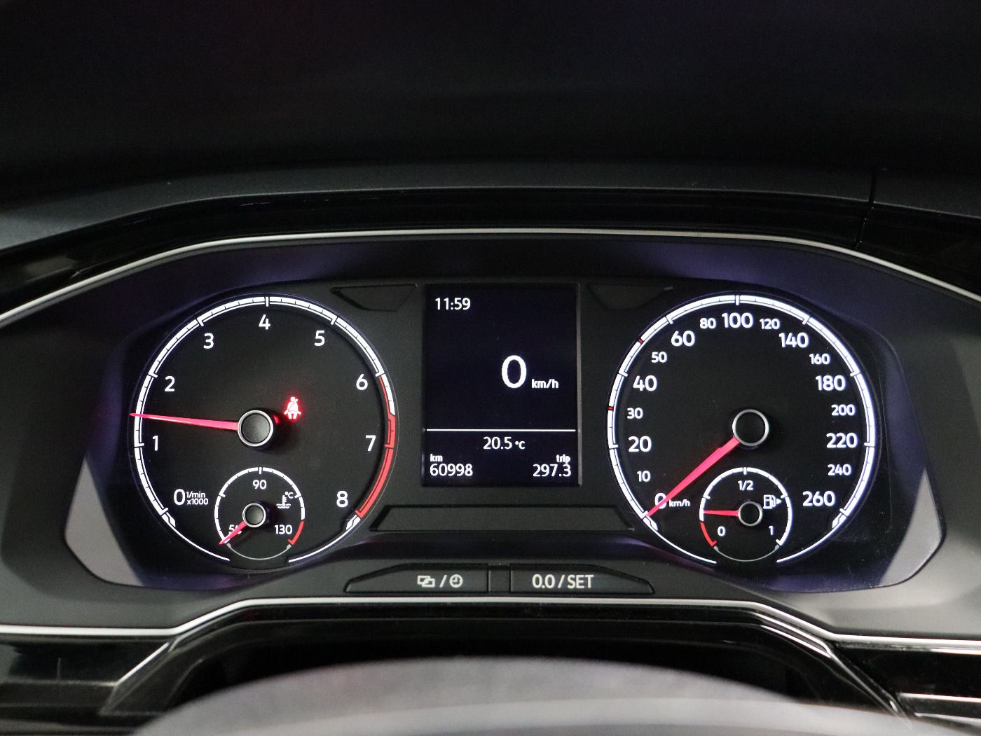 Fahrzeugabbildung Volkswagen Polo VI 1.0 TSI Highline SportSelect Fahrwerk