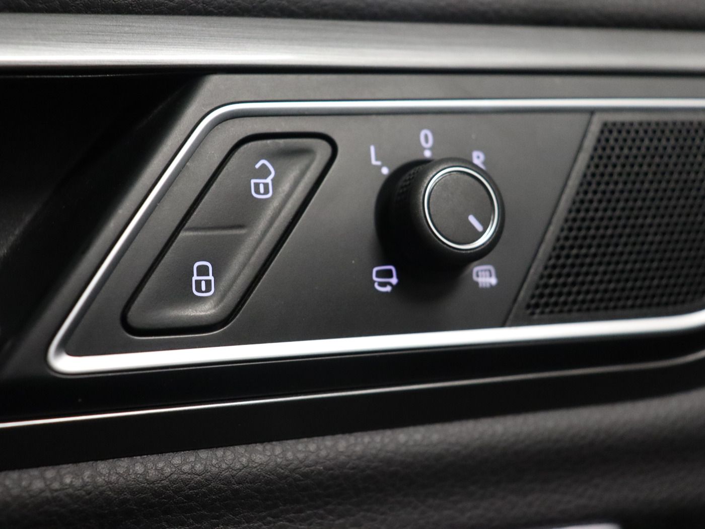 Fahrzeugabbildung Volkswagen Golf Sportsvan 1.2 TSI DSG Comfortline Allstar N