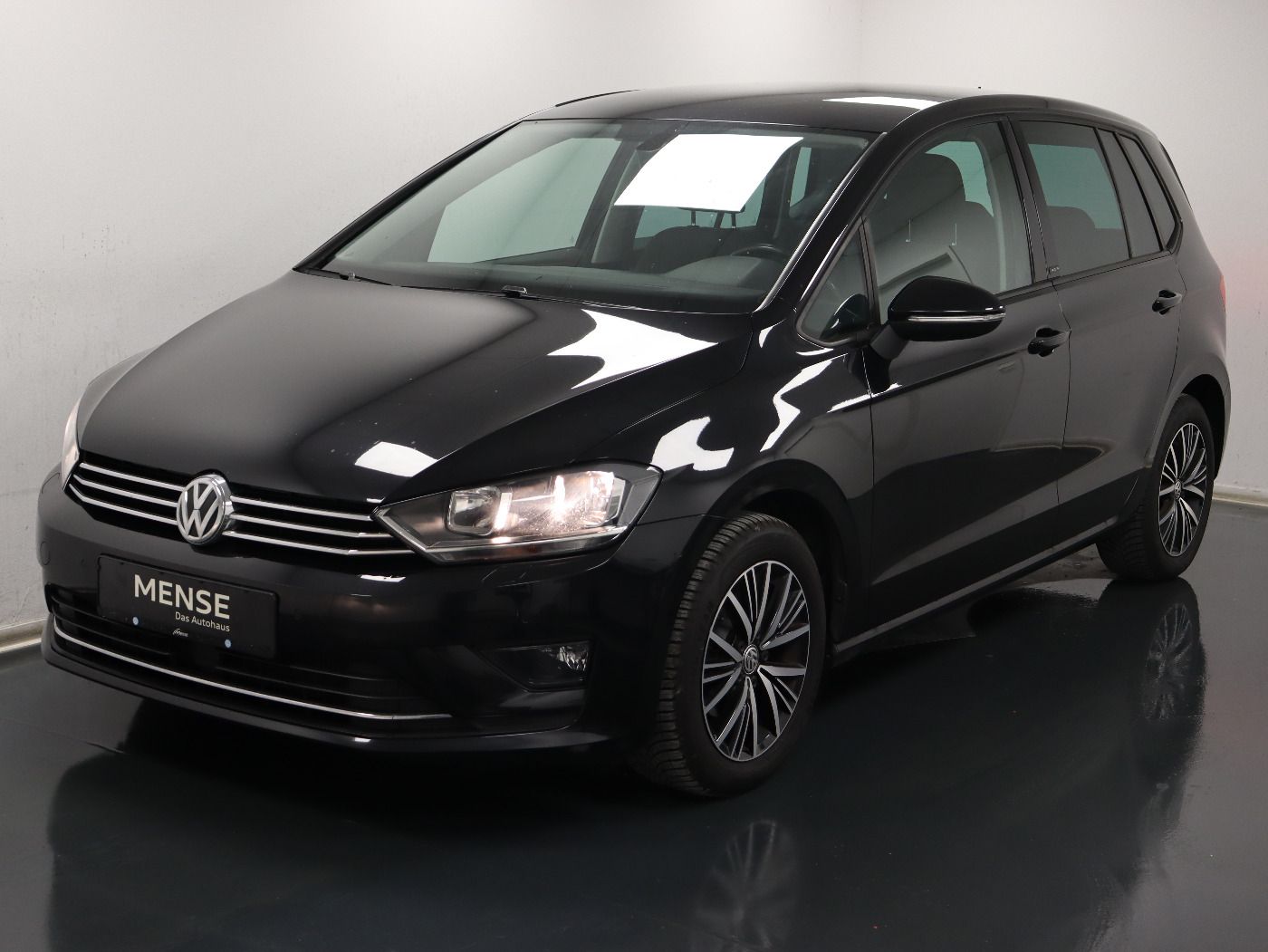 Fahrzeugabbildung Volkswagen Golf Sportsvan 1.2 TSI DSG Comfortline Allstar N