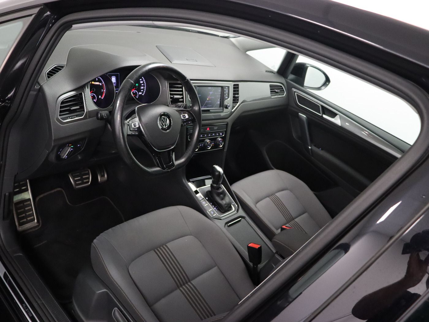 Fahrzeugabbildung Volkswagen Golf Sportsvan 1.2 TSI DSG Comfortline Allstar N