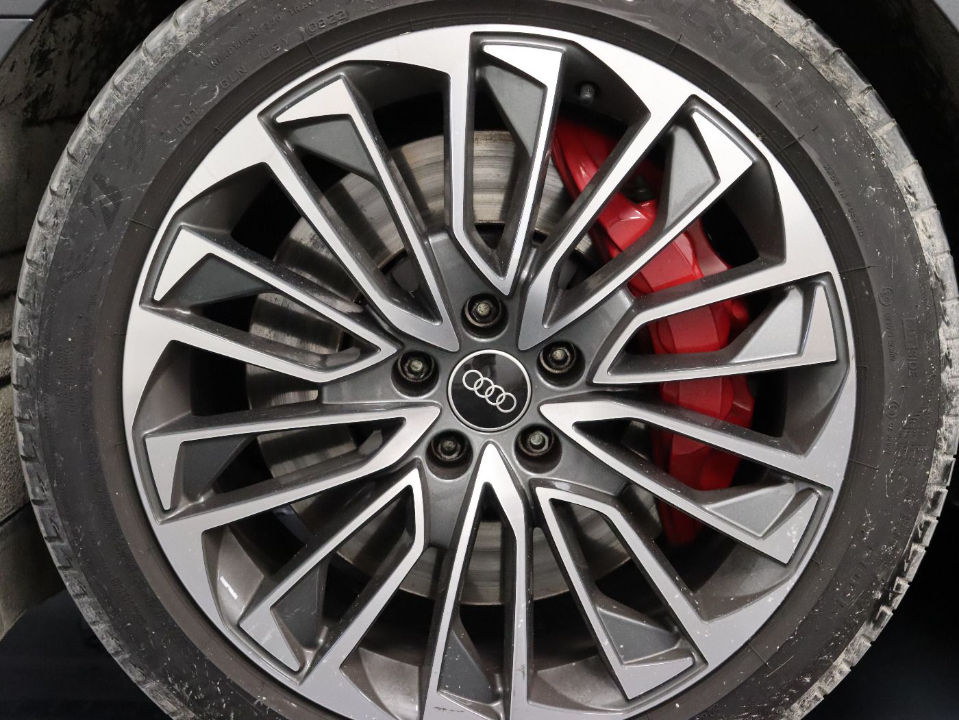 Fahrzeugabbildung Audi A6 Avant 55 TFSI quattro S-tronic S-Line |Matrix