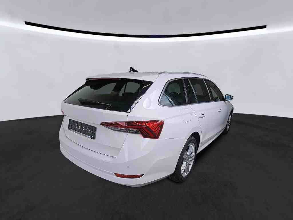 Fahrzeugabbildung SKODA Octavia Combi 2.0 TDI DSG Style First Edition