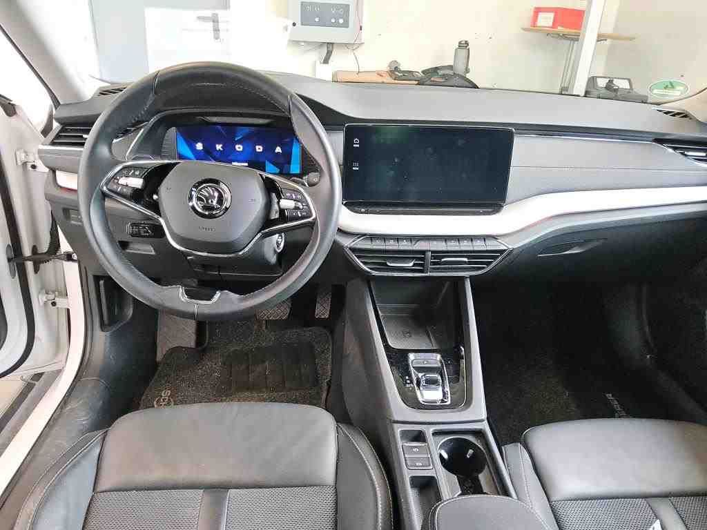 Fahrzeugabbildung SKODA Octavia Combi 2.0 TDI DSG Style First Edition