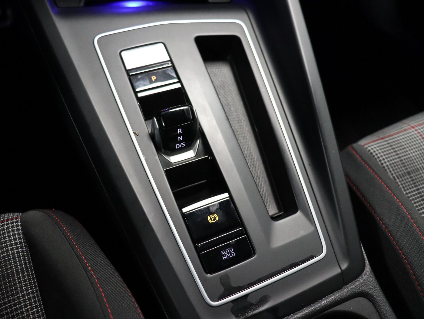 Fahrzeugabbildung Volkswagen Golf VIII GTI 2.0 TSI DSG |Matrix|HUD|CarPlay|LM