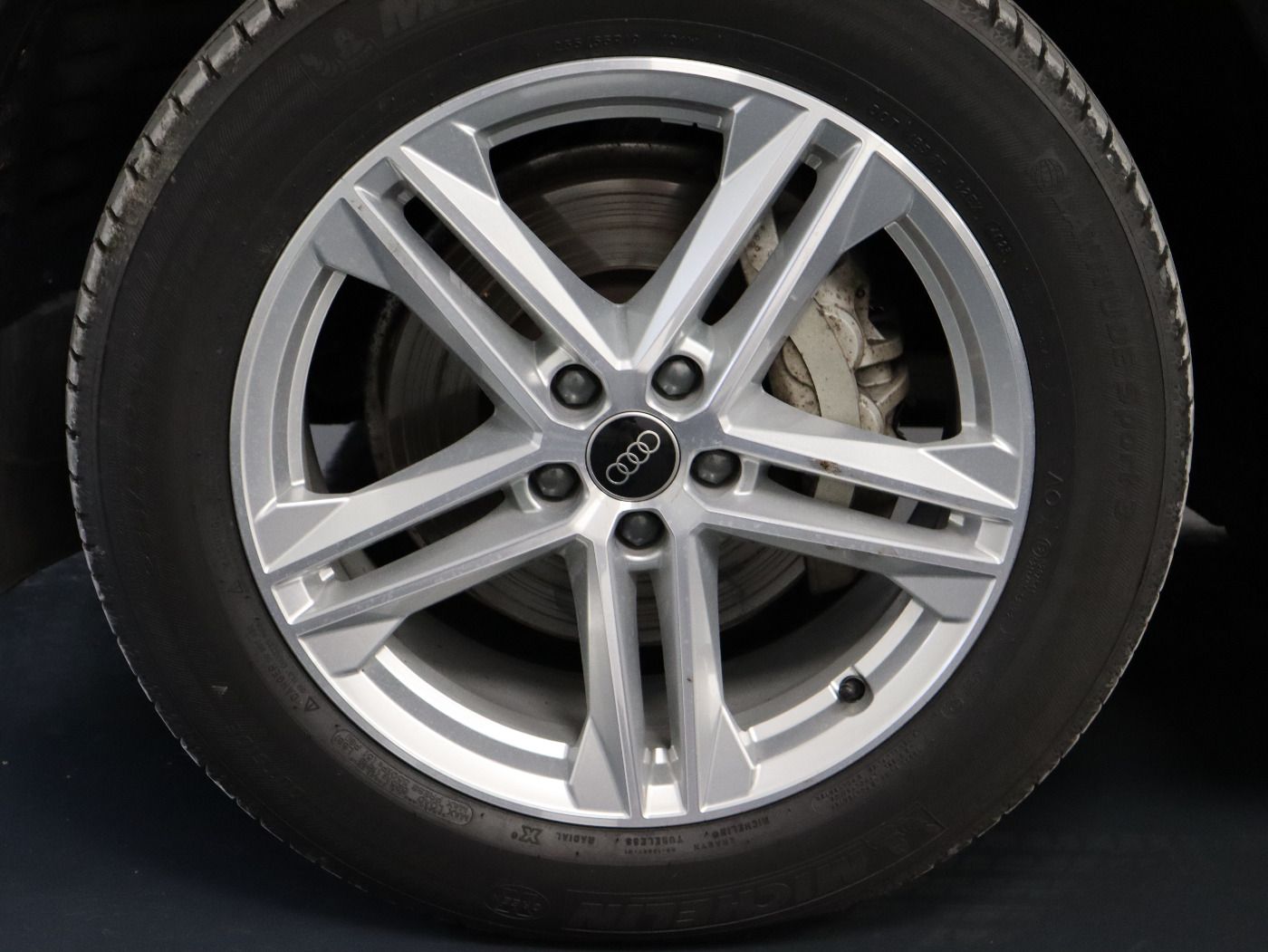 Fahrzeugabbildung Audi Q5 45 TFSI quattro S tronic S line |Matrix|ACC