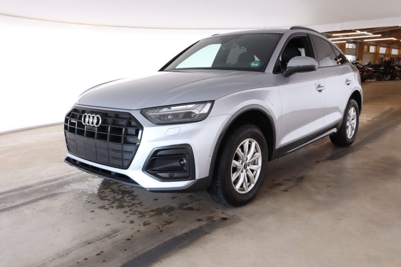 Fahrzeugabbildung Audi Q5 Sportback 45 TFSI quattro S tronic Advanced
