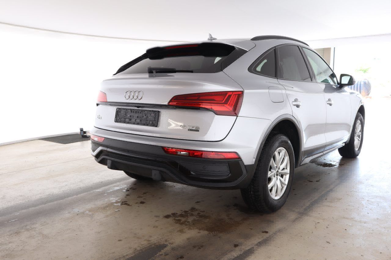 Fahrzeugabbildung Audi Q5 Sportback 45 TFSI quattro S tronic Advanced