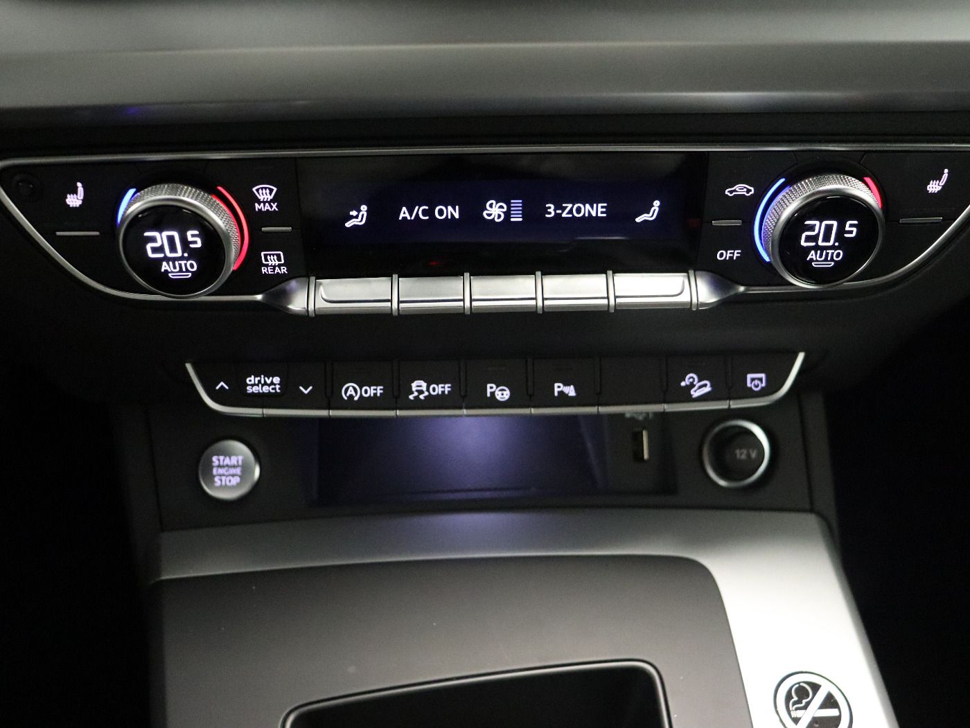 Fahrzeugabbildung Audi Q5 45 TFSI quattro S tronic S line |Matrix|ACC