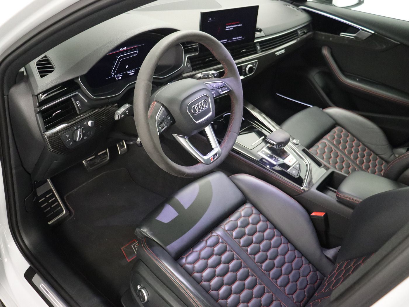 Fahrzeug autohaus mense Fahrzeugabbildung Audi RS 4 Avant 2.9 TFSI Quattro tiptronic |Massage