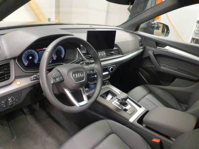 Fahrzeugabbildung Audi Q5 S 45 TFSI quattro S tronic Advanced |Matrix