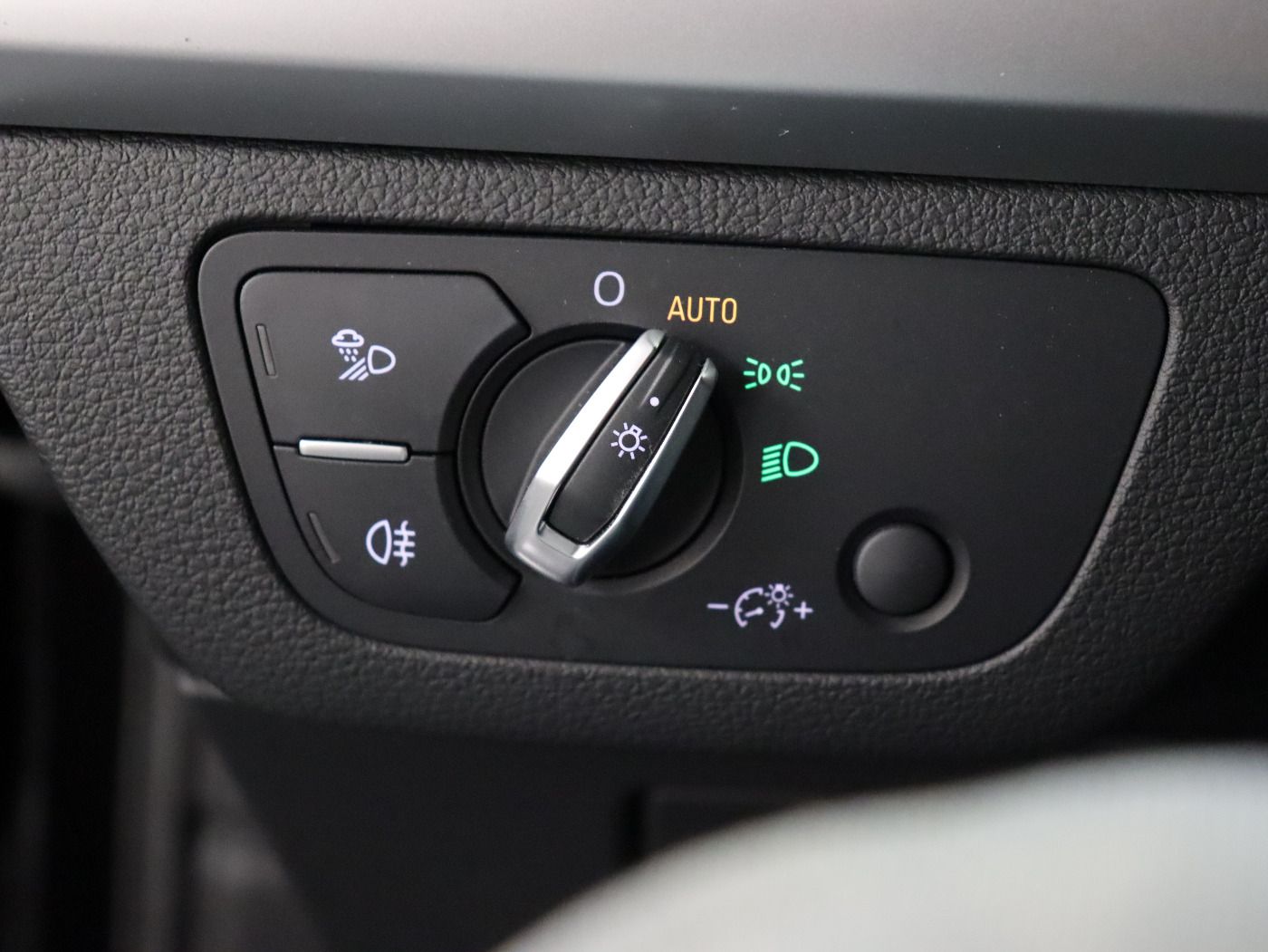 Fahrzeug autohaus mense Fahrzeugabbildung Audi Q5 45 TFSI quattro S tronic S line |Matrix|ACC