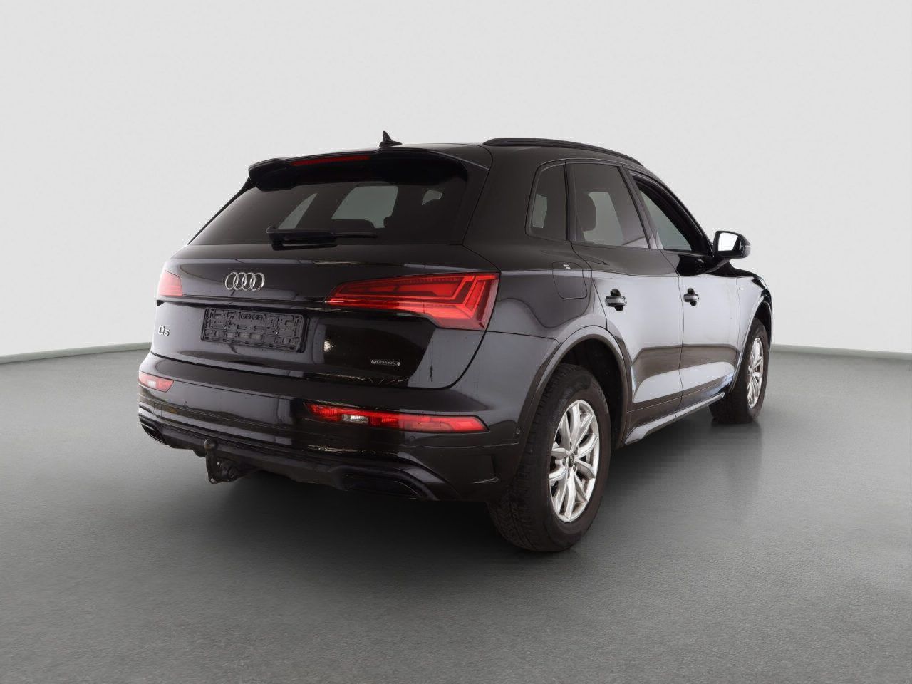 Fahrzeugabbildung Audi Q5 45 TFSI quattro S tronic S line |Matrix|ACC