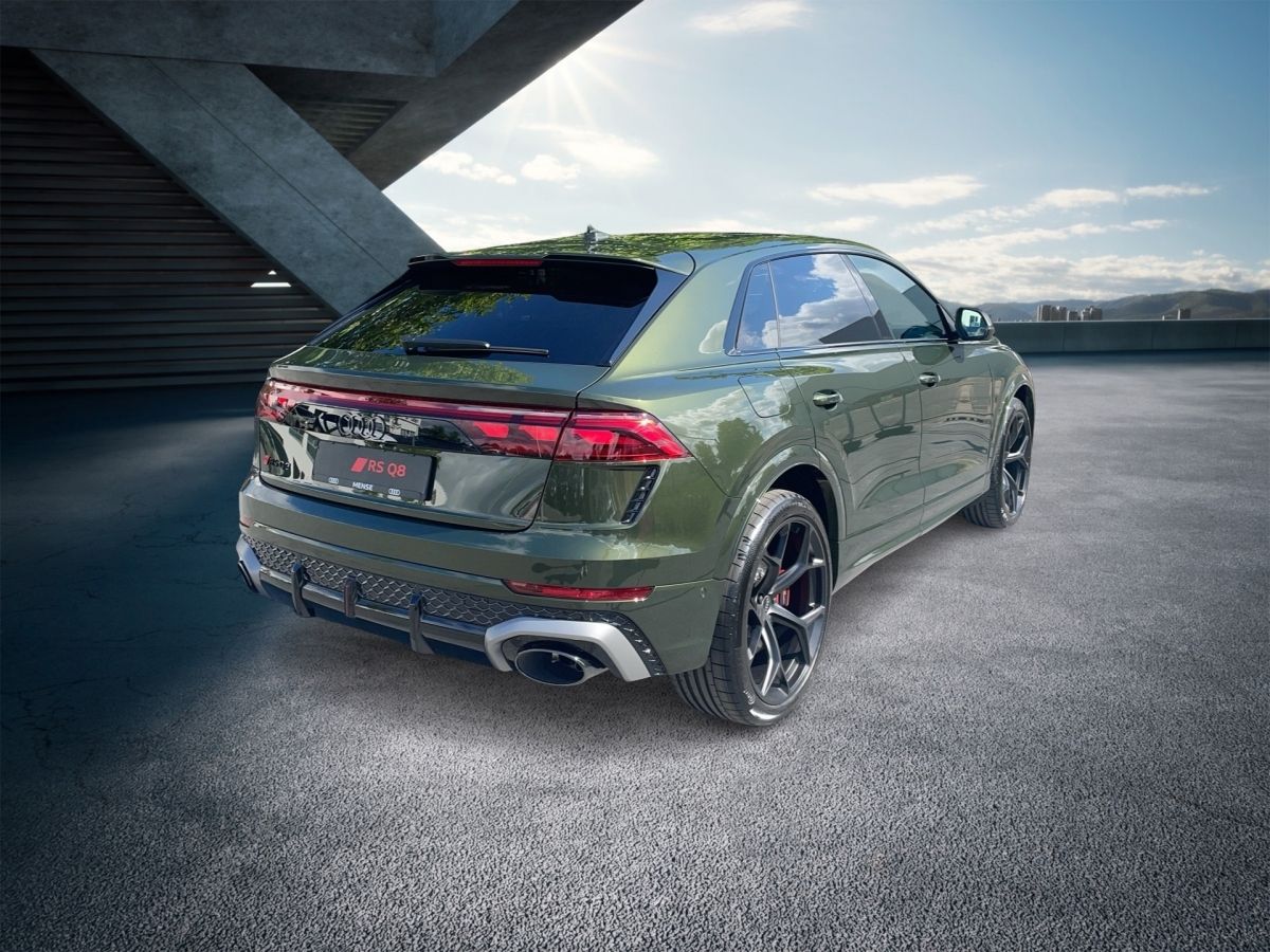 Fahrzeugabbildung Audi RS Q8 SUV performance 471 kW DESIGNO OLIVE Met.