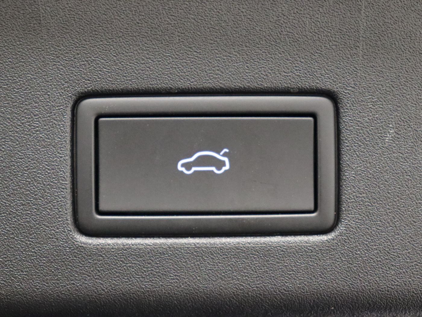 Fahrzeugabbildung Volkswagen ID.4 Pro MOVE |AHK|WPumpe|CarPlay|SpurH|el.Heck