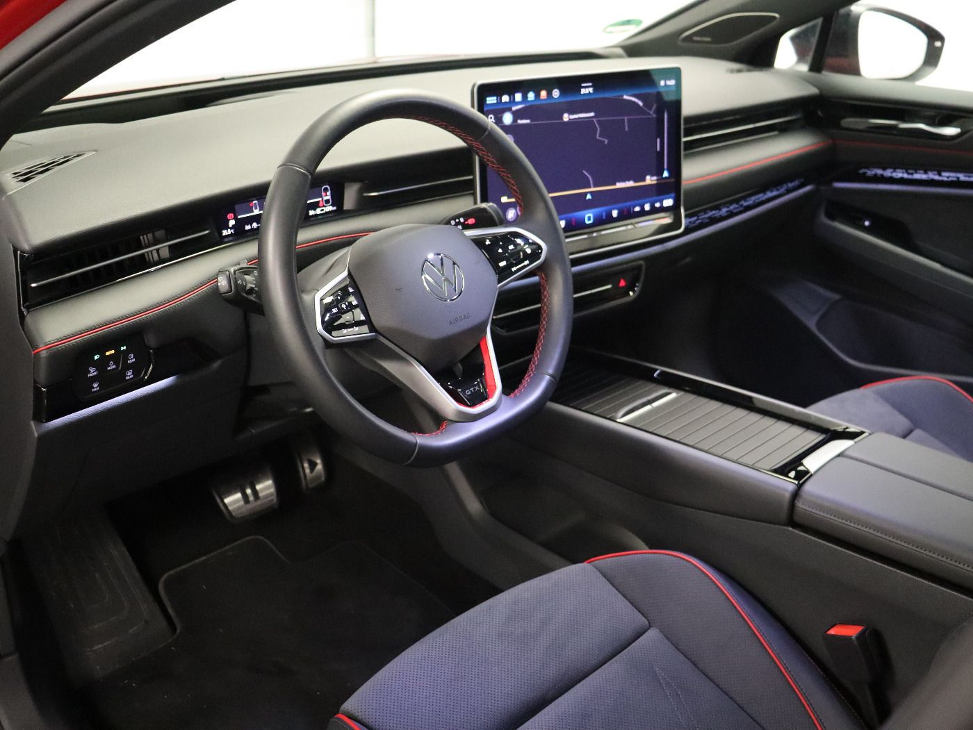 Fahrzeug autohaus mense Fahrzeugabbildung Volkswagen ID.7 Tourer GTX 4Motion |AHK|4xSHZG|Massage|ACC