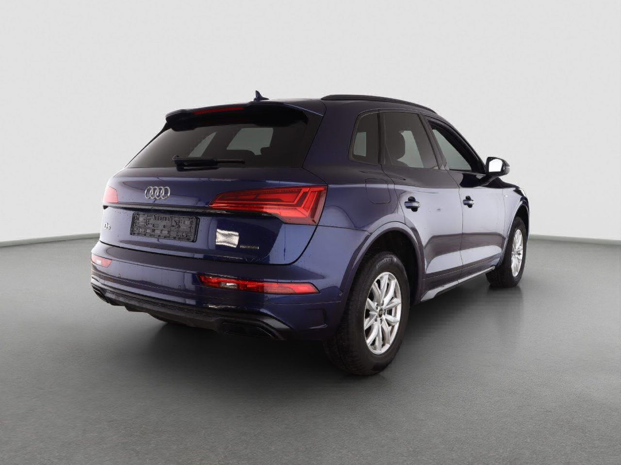Fahrzeugabbildung Audi Q5 45 TFSI quattro S tronic S-Line |Matrix|ACC
