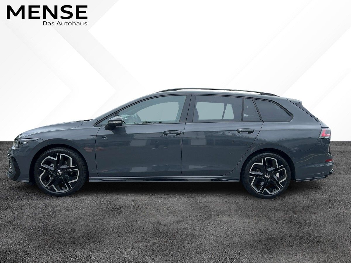 Fahrzeugabbildung Volkswagen Golf Variant 1.5 eTSI DSG R-Line AHK Pano Nav HU