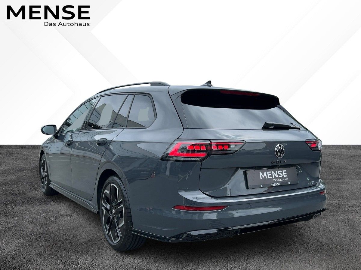 Fahrzeugabbildung Volkswagen Golf Variant 1.5 eTSI DSG R-Line AHK Pano Nav HU