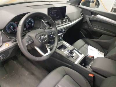 Fahrzeugabbildung Audi Q5 45 TFSI quattro S tronic advanced |Matrix|ACC